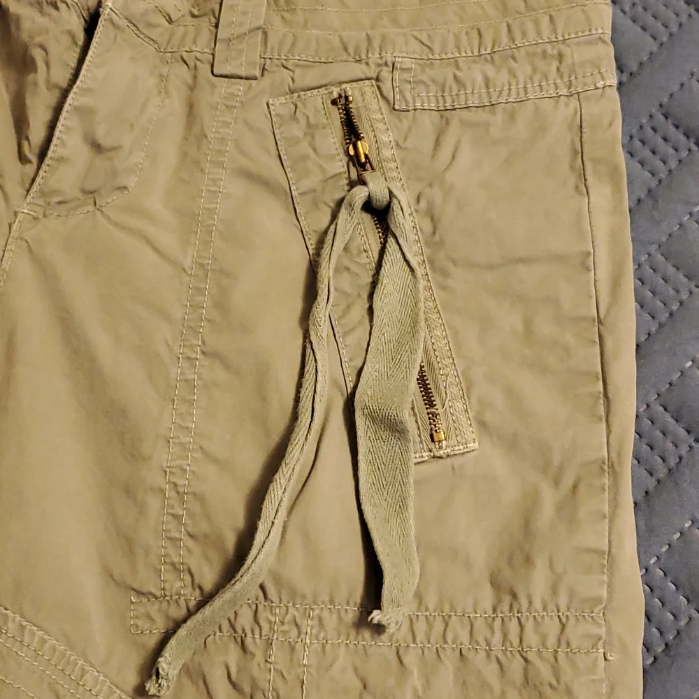 Pants - Picture 4 of 8
